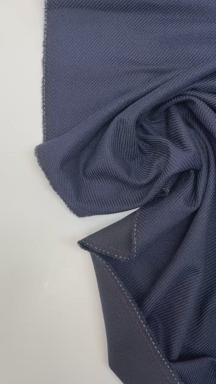 video 584ead52-af31-4c21-a68d-30a24885b701