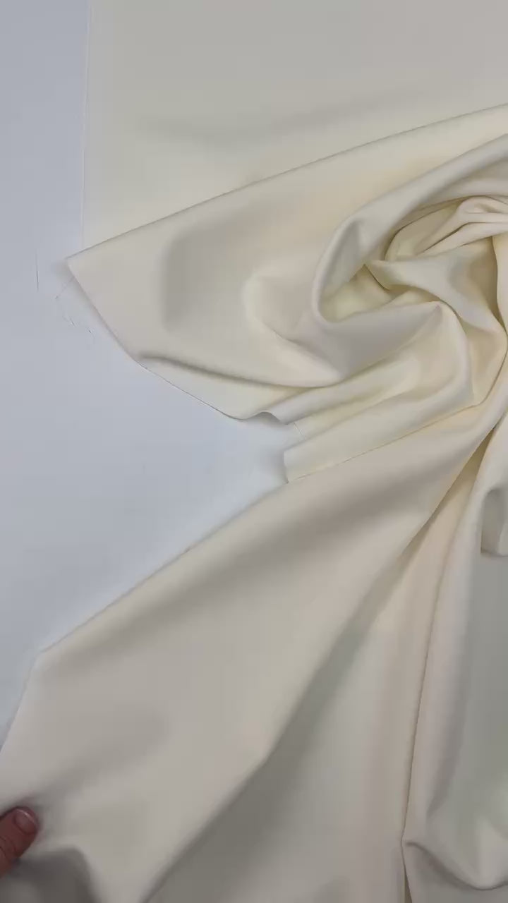 video fccb6bca-99c2-46af-9d9e-42f2f09623c6