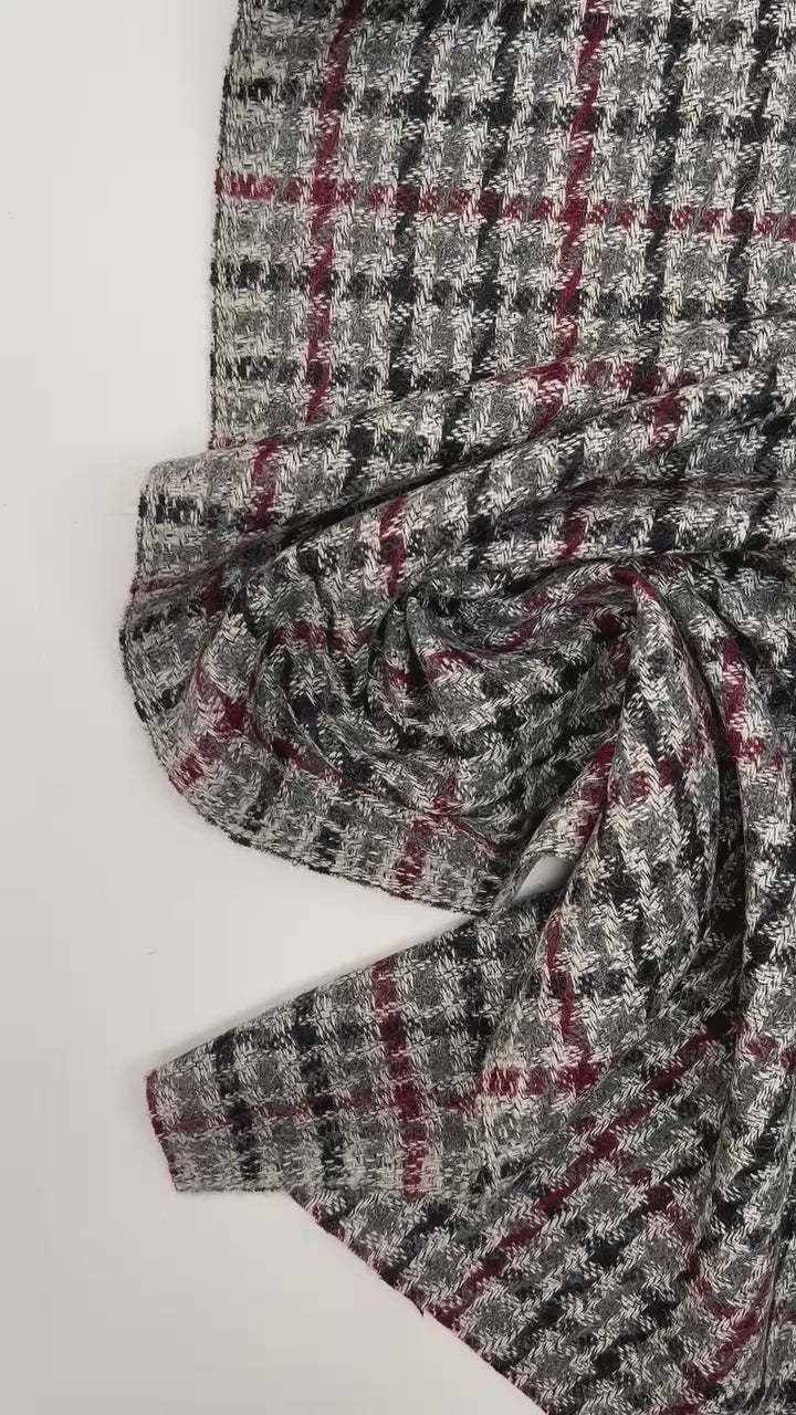 Загрузить видео: video 30b23ec6-37b7-44d2-b5a5-9d57dff2a861