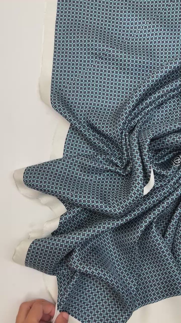 video 25968b7f-937e-41b3-ac4a-a224172979d2