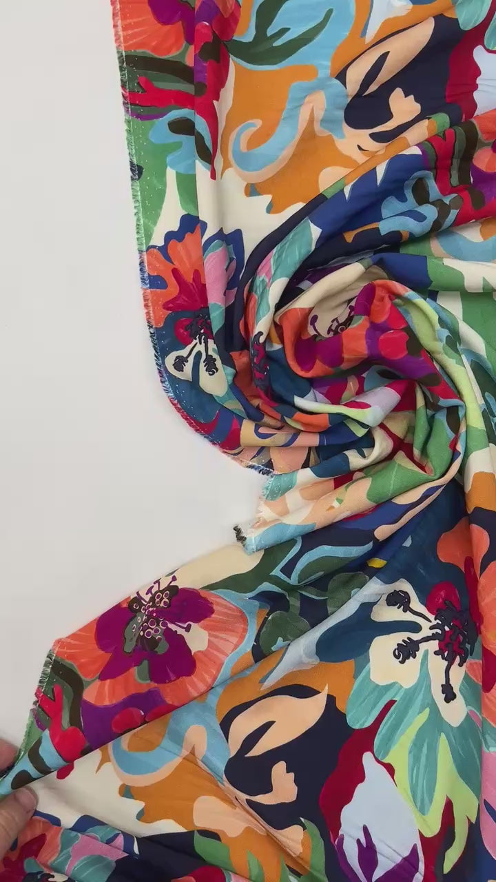 Charger la vidéo : video d70b812a-8449-4081-a348-f29fa839a7c5