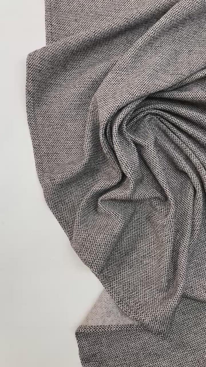 Charger la vidéo : video 5f66cbf9-a539-4750-8319-b51e4a959f75