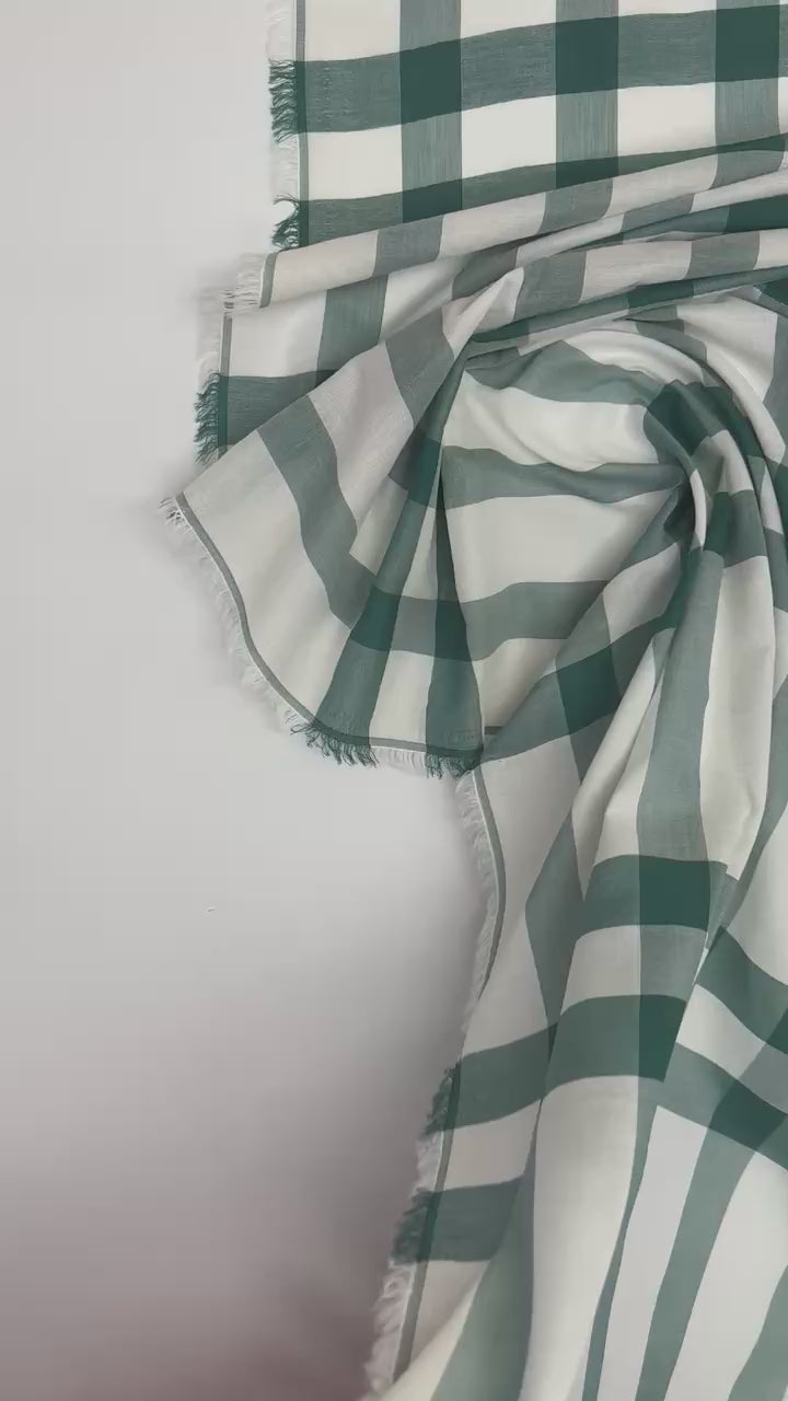 video 55396ca3-d4af-4745-9f0a-debac222c7a3