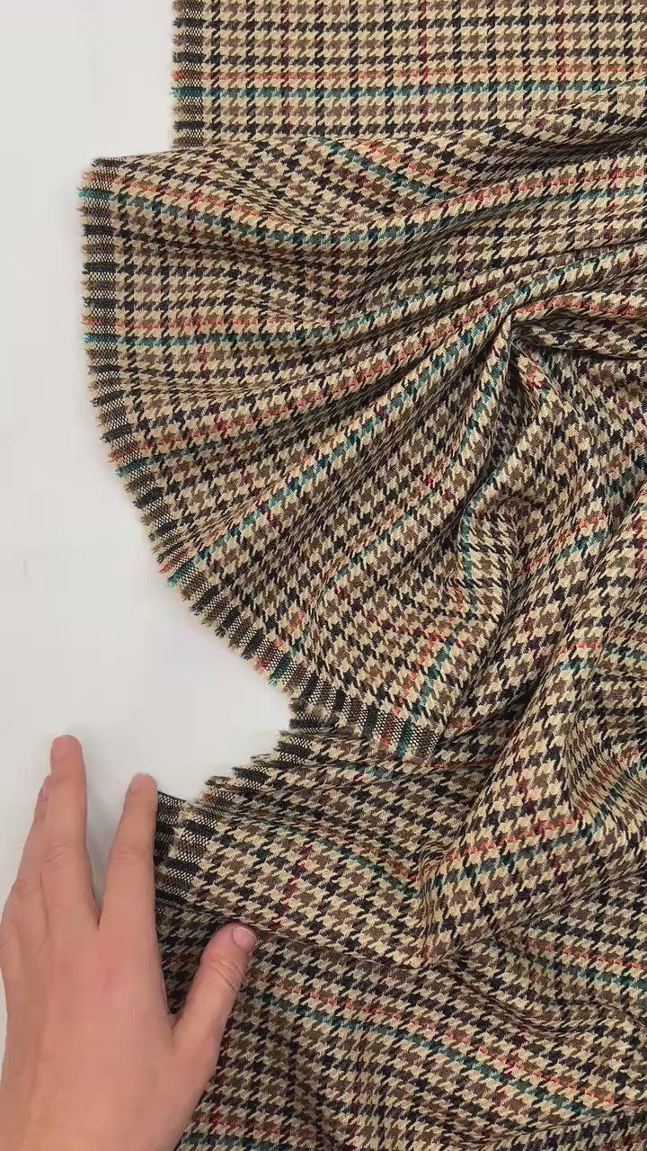 Load video: video 1a57dceb-ece7-4fac-a9d8-9a85f455e6cb