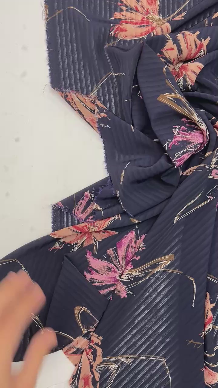 video 3b5ba1b8-5c59-4967-bd9d-279e6f80a6bf