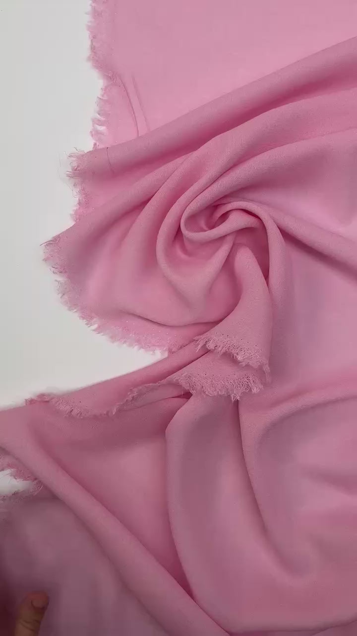 video 634b26ae-515d-4566-b74f-3bc057f333bb