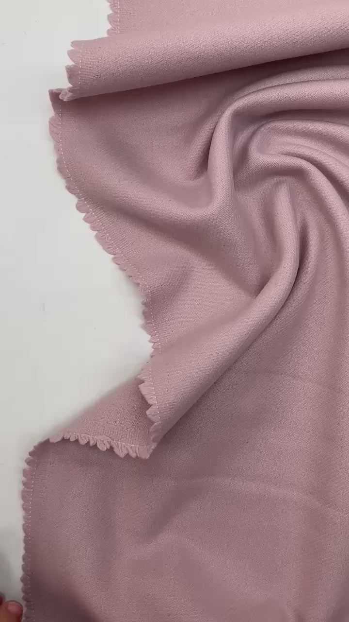 Загрузить видео: video 70c7aa40-6068-4a6c-bce5-70e772393d9c