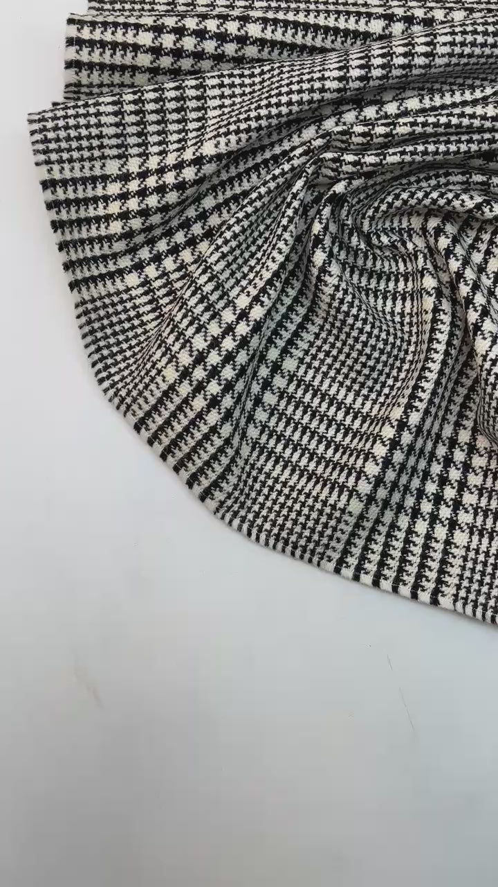 video 90d17347-c748-46e7-acf7-781e979996f1