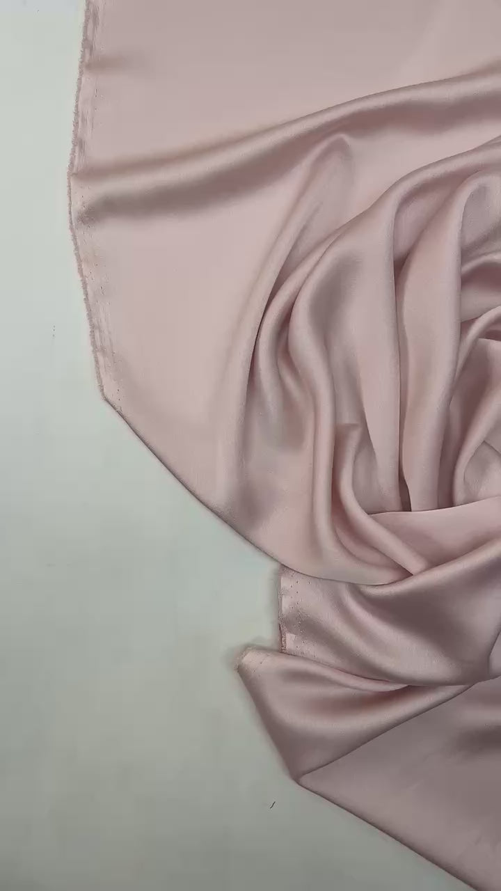 Загрузить видео: video aa125a9a-ead1-48d5-bf31-6da6c052958a