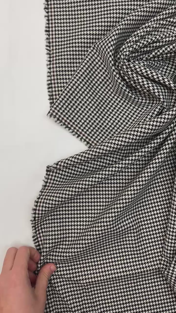 video 65a59855-644d-4a5a-aaff-be5aa44cd625