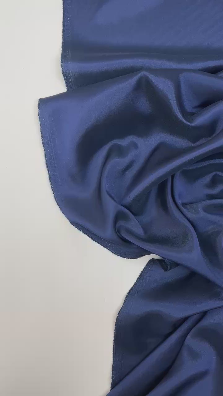 video 95dcfb4a-b5fd-4c25-8dae-911297c16a74