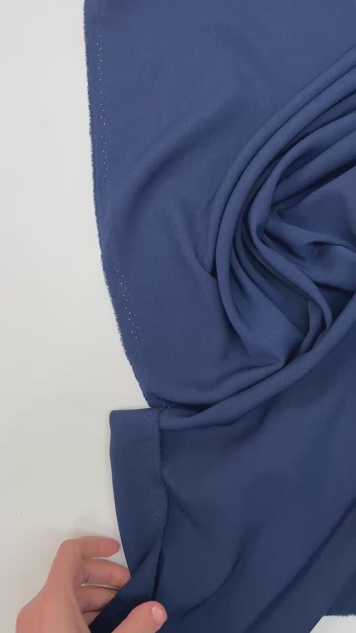 Charger la vidéo : video 618cd2e6-dffc-48c5-bd40-55ba6fd669c3