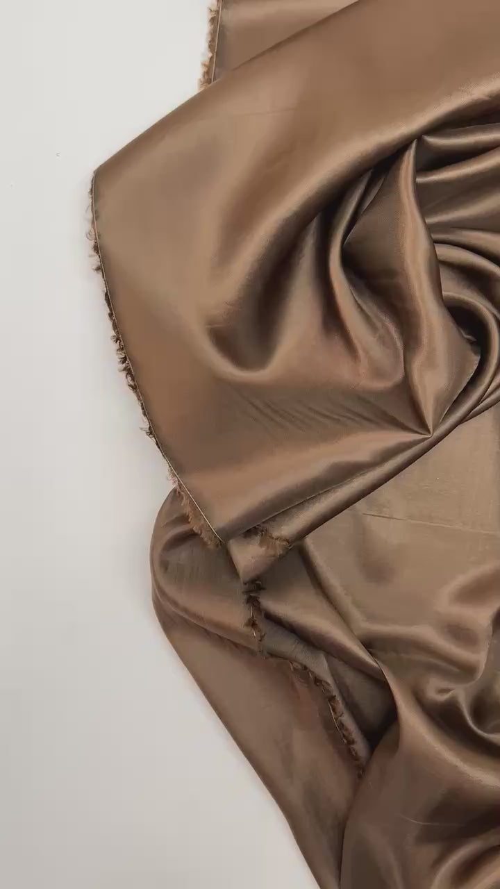 video 496a8b13-bf91-4c69-8c25-93a30990a679