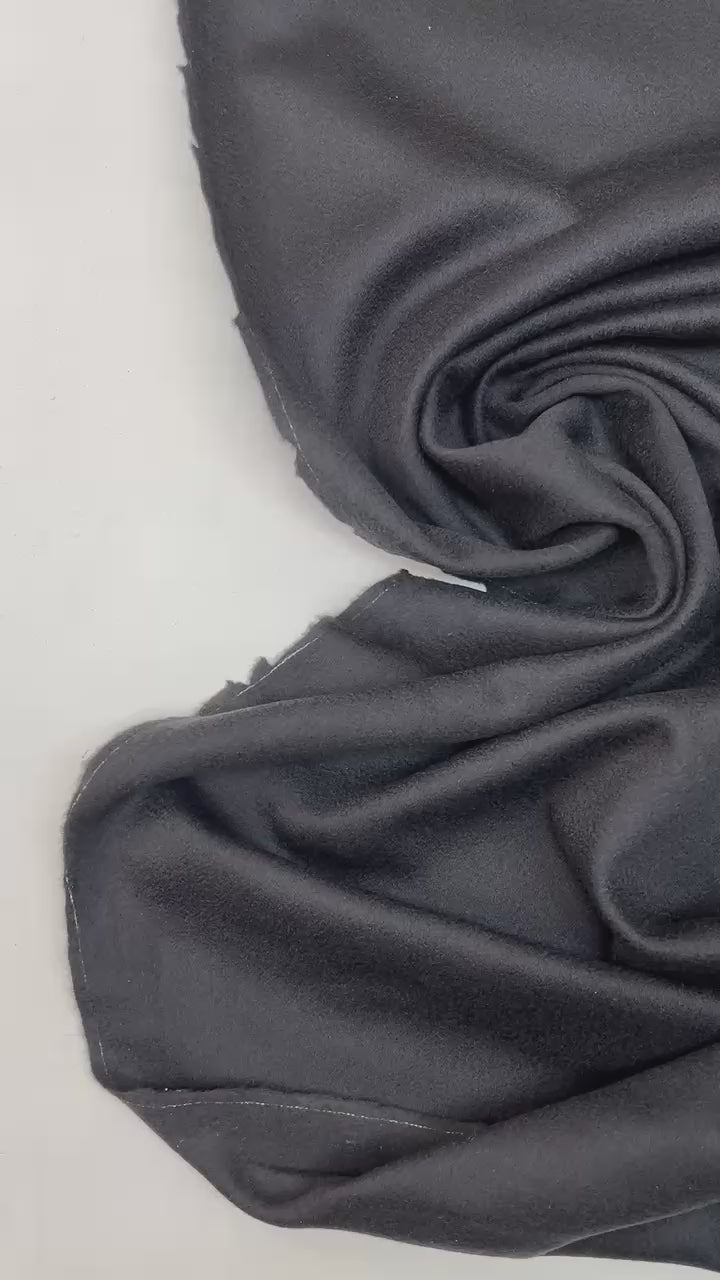 video 6b7849f6-928e-425f-bfa7-46e81b8fe7df