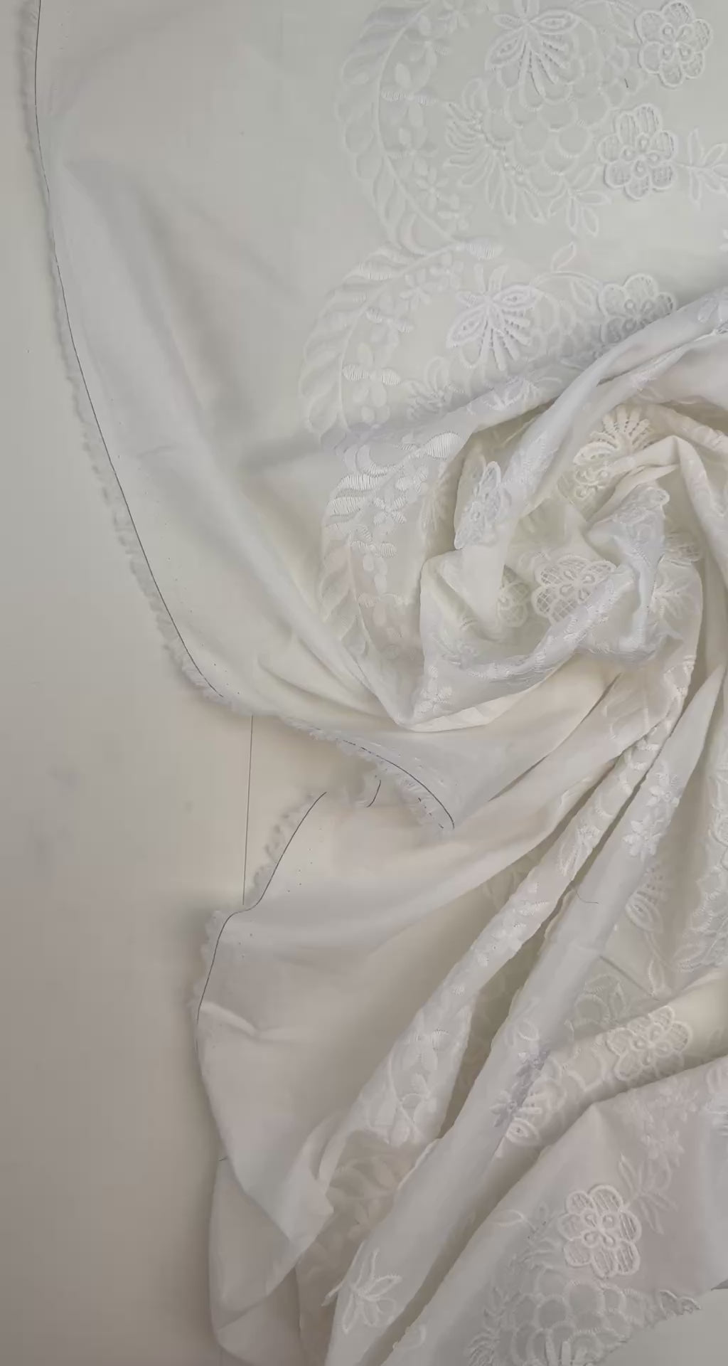 加载视频：video f4e2ea6f-7e30-462a-ae27-c85d1d62f398