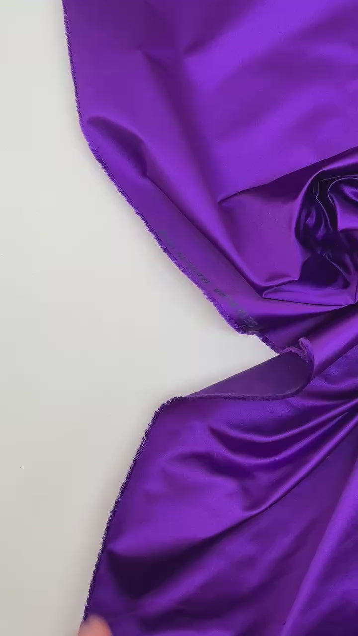 Load video: video ac26abce-e270-4b52-9ed5-11abc37cba8f