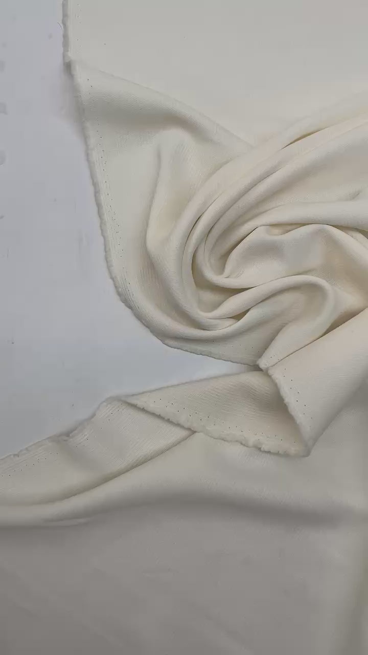 video 5acc3a22-964d-476e-854f-57a242b3931c