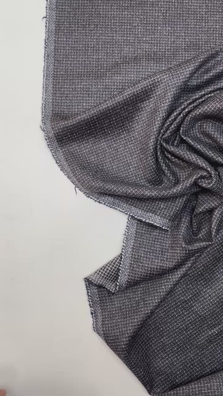 Load video: video a158a302-9e15-4f6f-8ca0-ee7a0c92f7dd