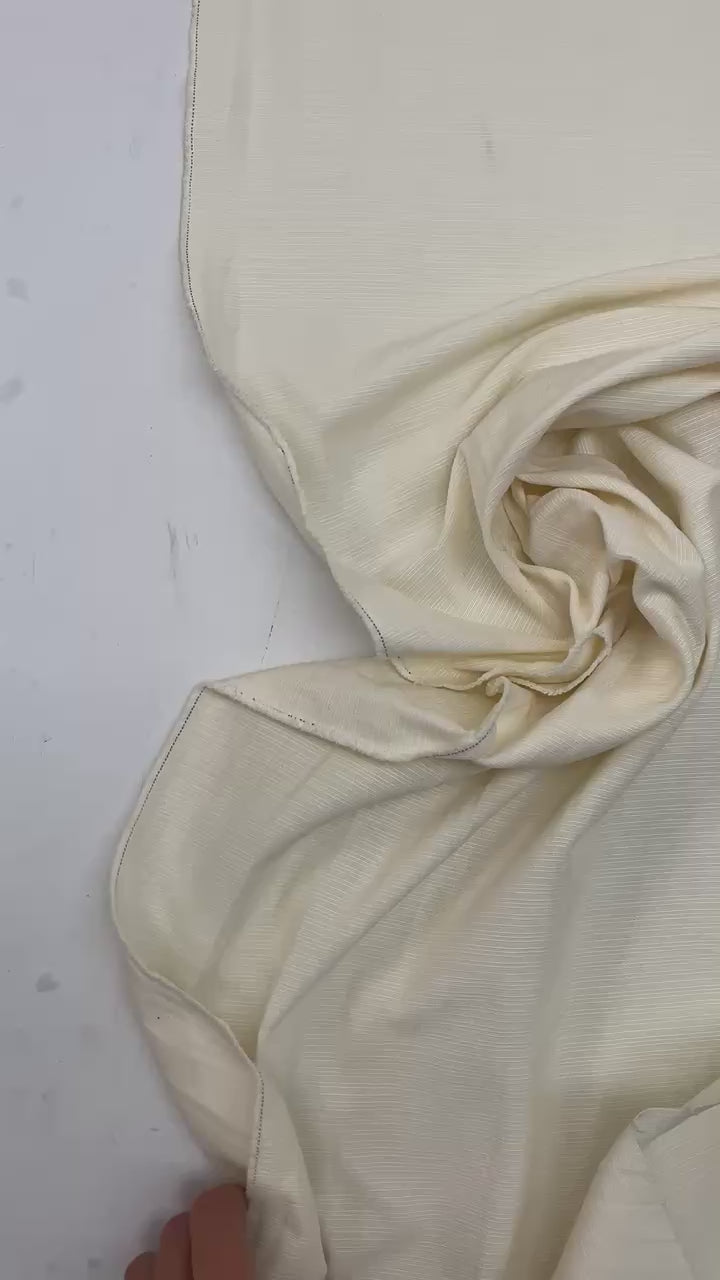 video 25b746a2-2896-4e1d-ac0f-3017087cf074