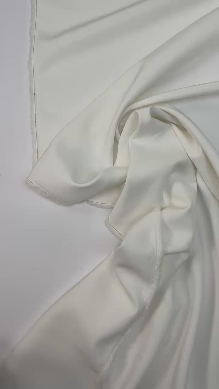 video d70f38a7-15c9-4603-be85-b2ceee678e7f