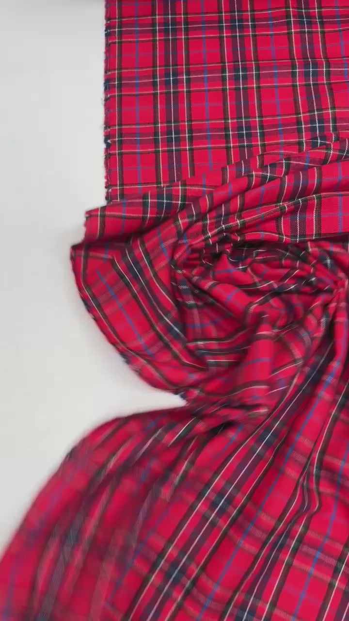 video 680177e6-ee1e-472f-ab31-e127e2ccf691