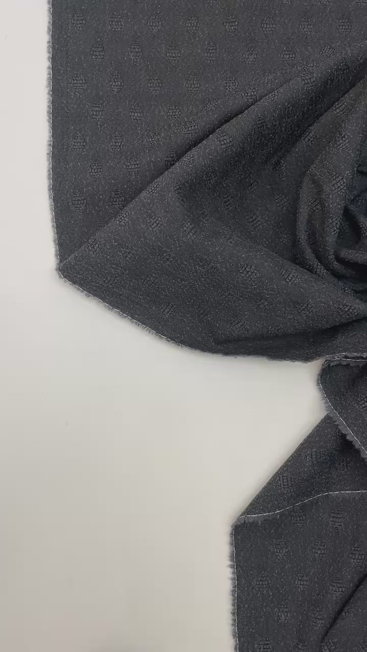 video 8b165643-8976-46cd-b8f6-a01710063d50