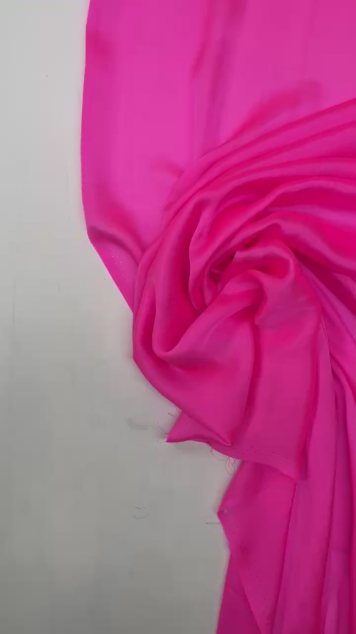 video ce1edd8a-0e32-4a3d-ad25-a2a5407d2e32