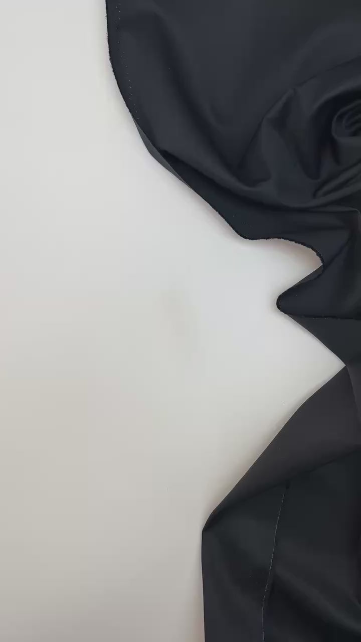 Load video: video 8f4899fa-2010-4cad-8e6a-2d658174b589