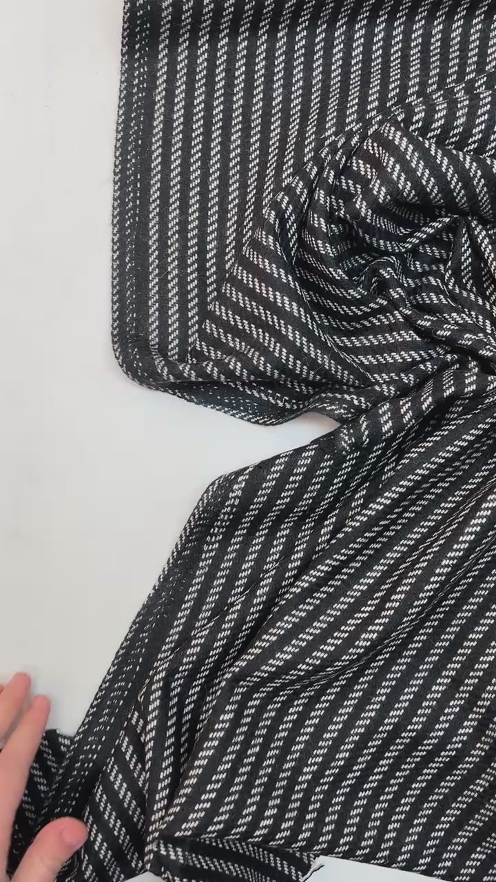 video e2a85219-ffc0-4235-a575-28e8a592c82a