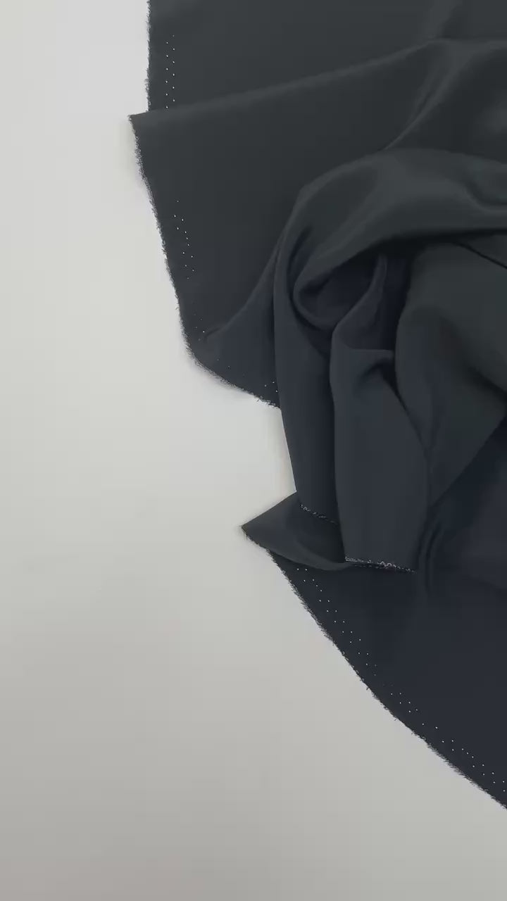 video aaaa3f5b-1bac-47f7-84d1-3b8e7c3707f0