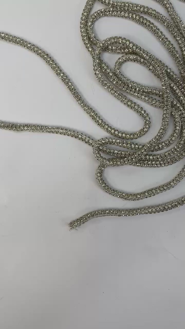 video 28f4ea99-3875-46e3-8d86-de8087480558