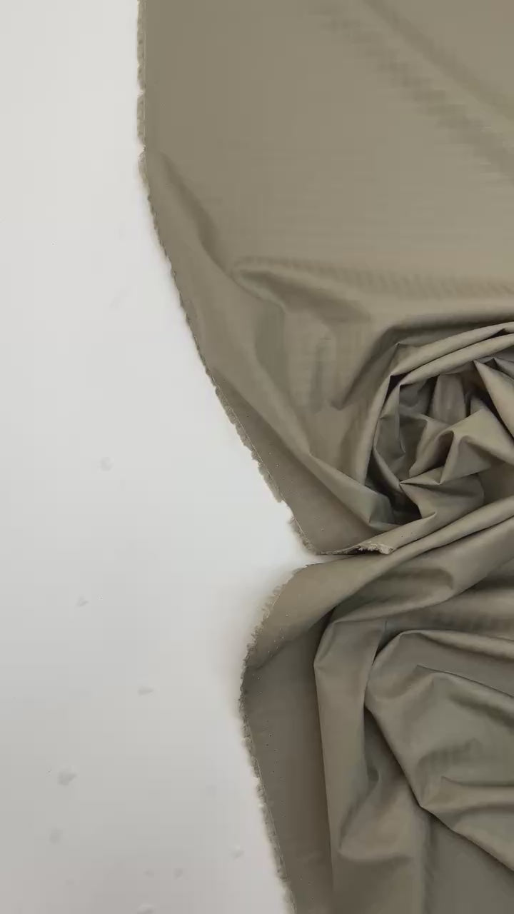 video 7424f7d3-7d6e-42d8-8faa-461318a1fa8b