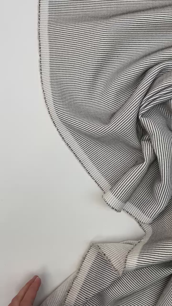 Charger la vidéo : video 7d85af95-f1f2-483f-9d9f-2a019e627fdd