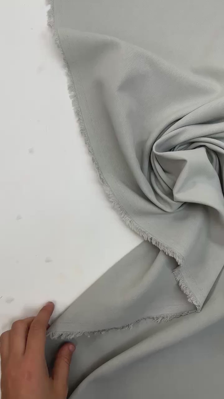 video 6423ce2a-eb31-4572-808c-f62bf09f2658