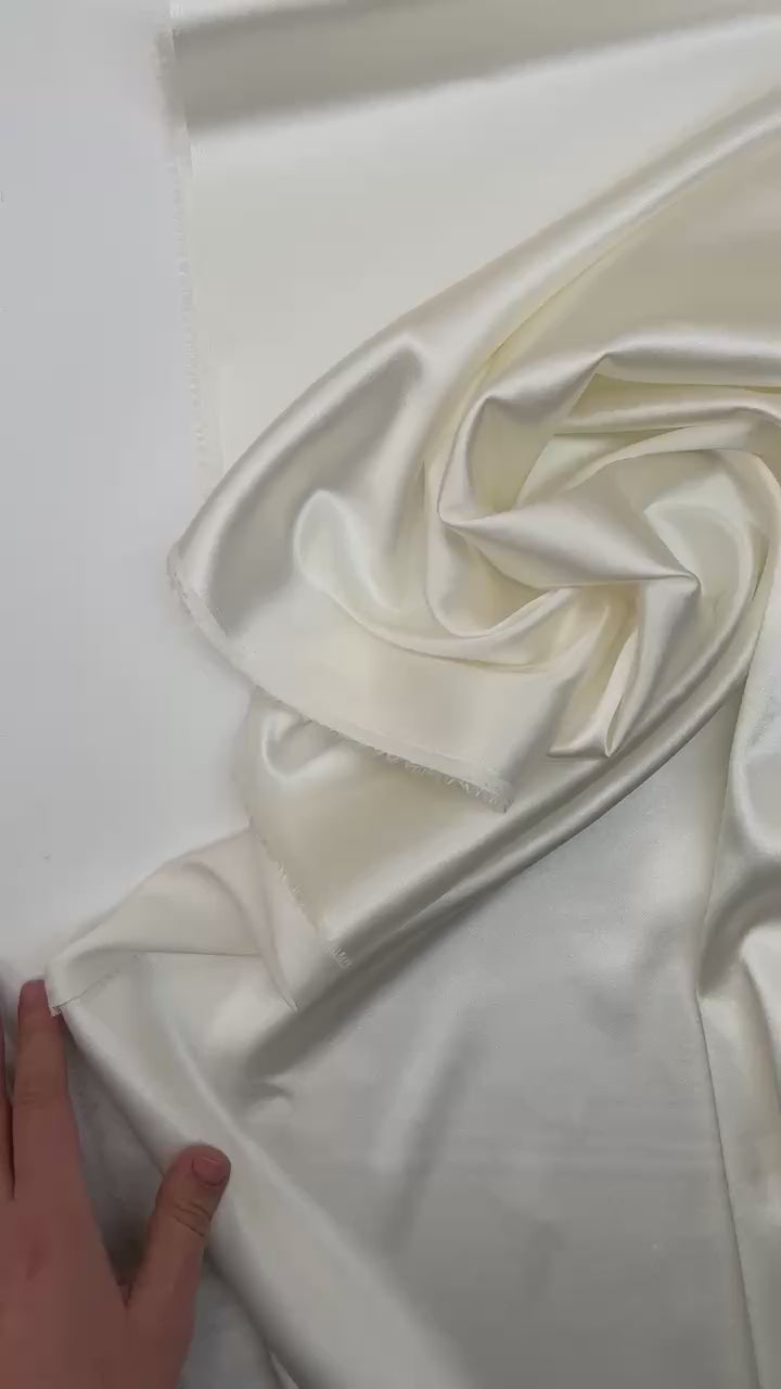 Load video: video d3d36b3e-4b71-49bb-b131-97b9680821e0