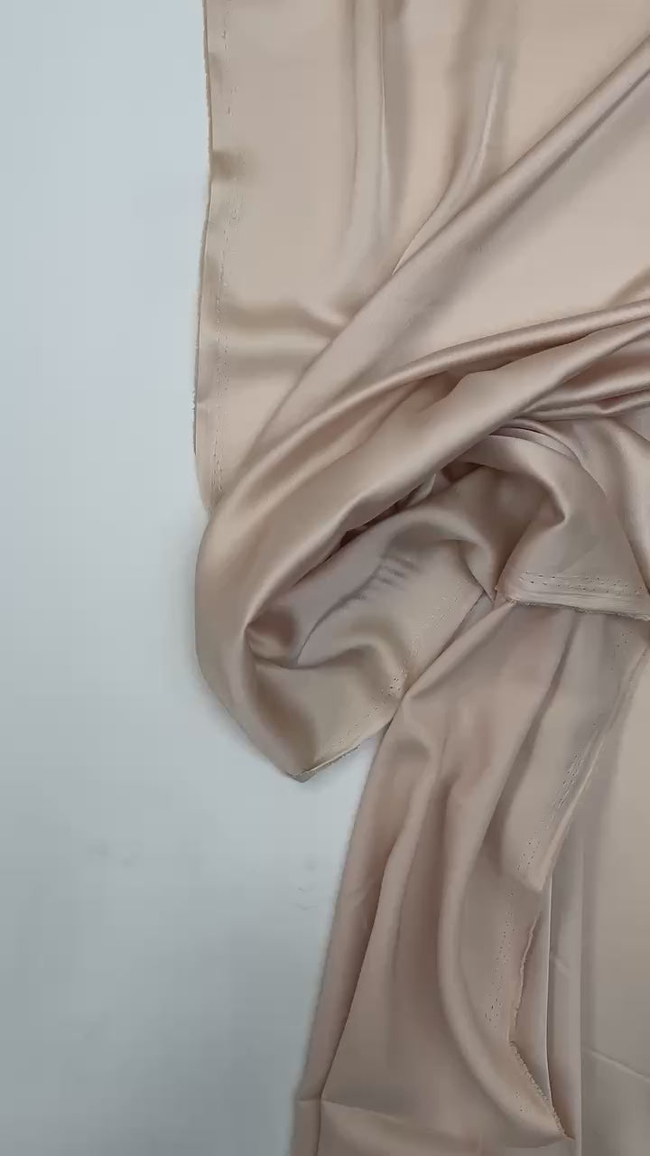 Video laden: video 0d7f1d12-8145-4780-92ca-ff86a26b3d7e