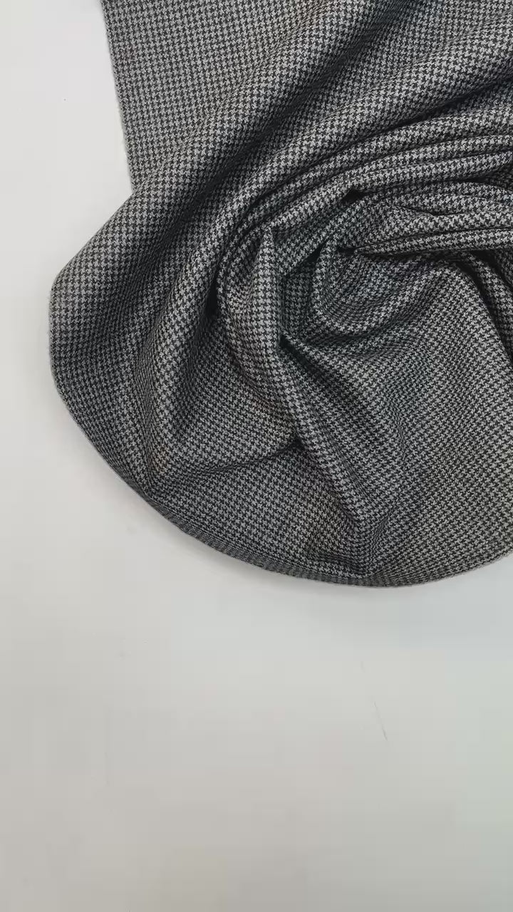 Video laden: video 64a74540-3a27-483b-b6be-2b83103ff651