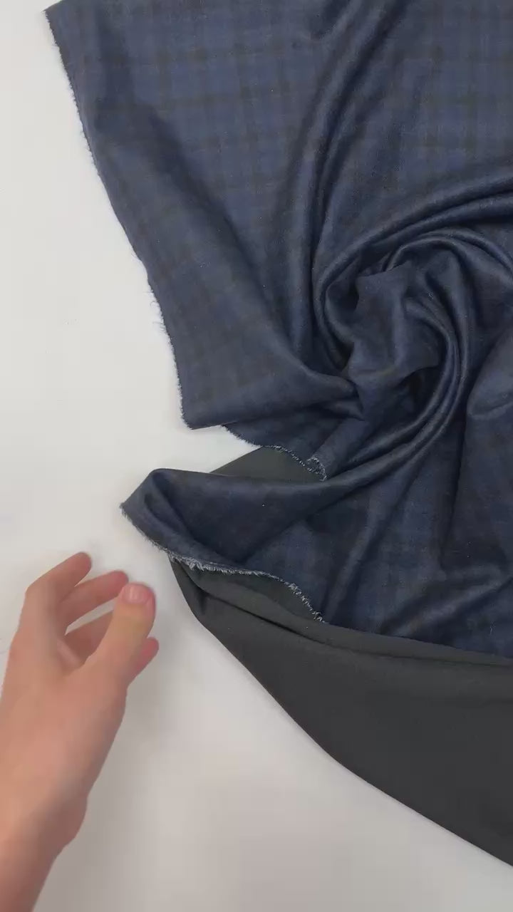 Charger la vidéo : video 77a018e9-f340-456e-b4c7-78dec42a1cbb