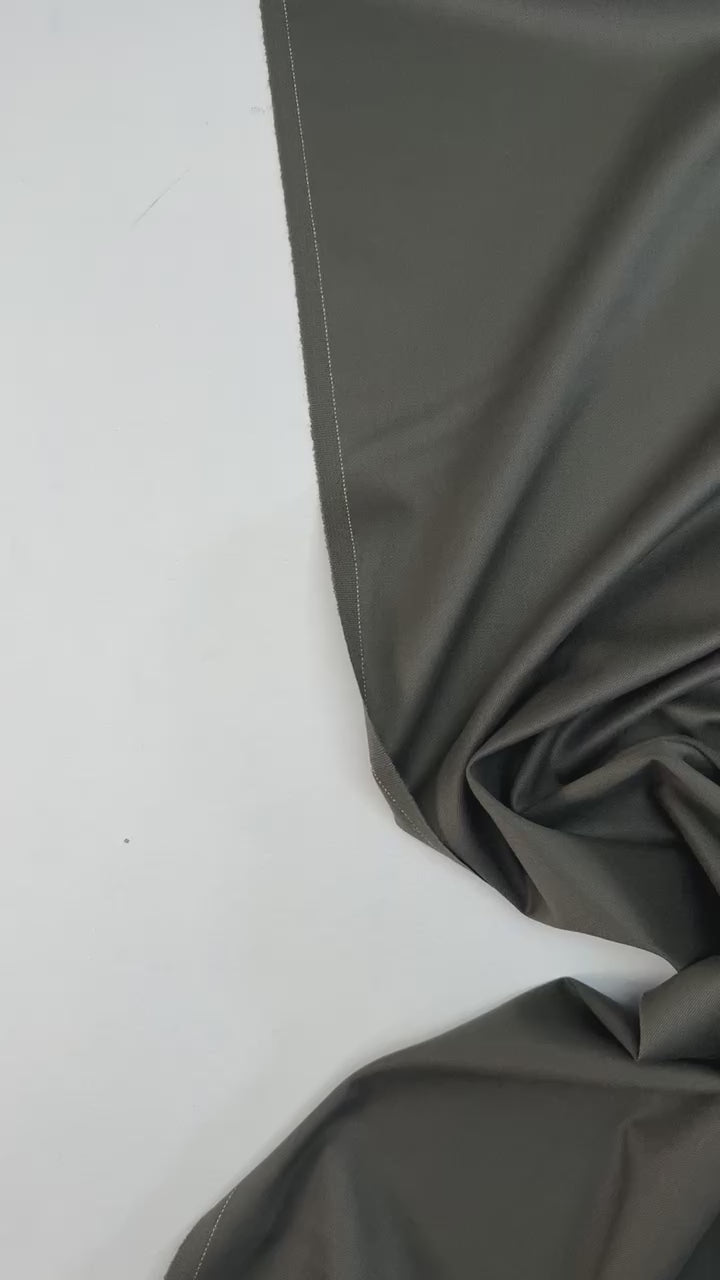 Load video: MW-707 – video 4