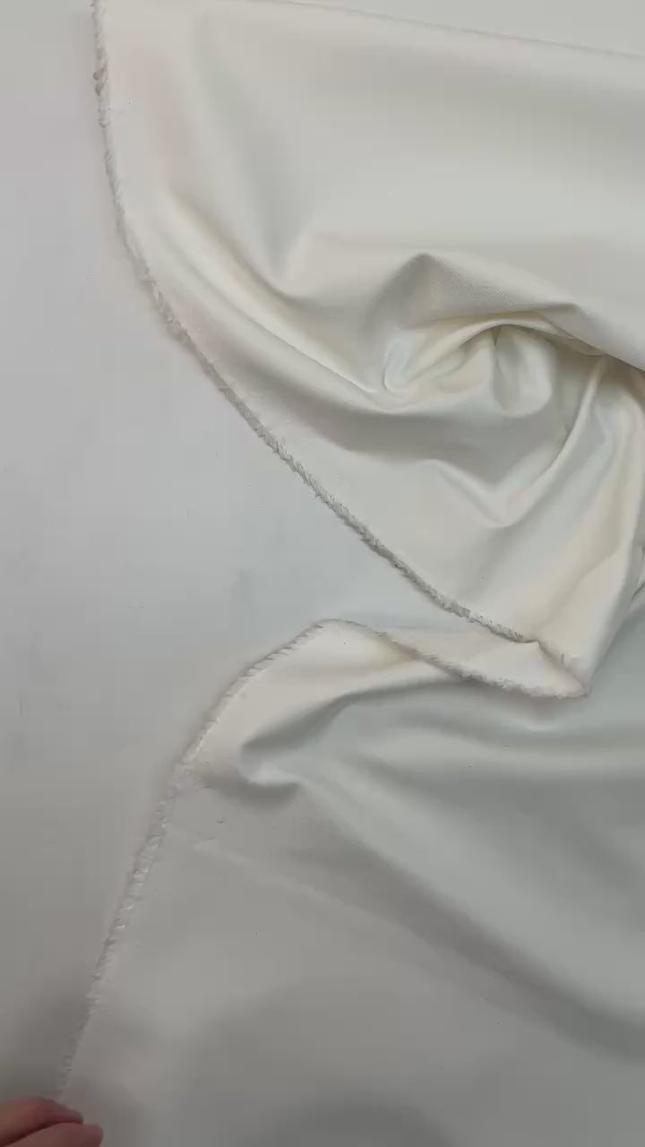 video fbb4a0bb-fa9e-46d2-84c9-214eb2243adc