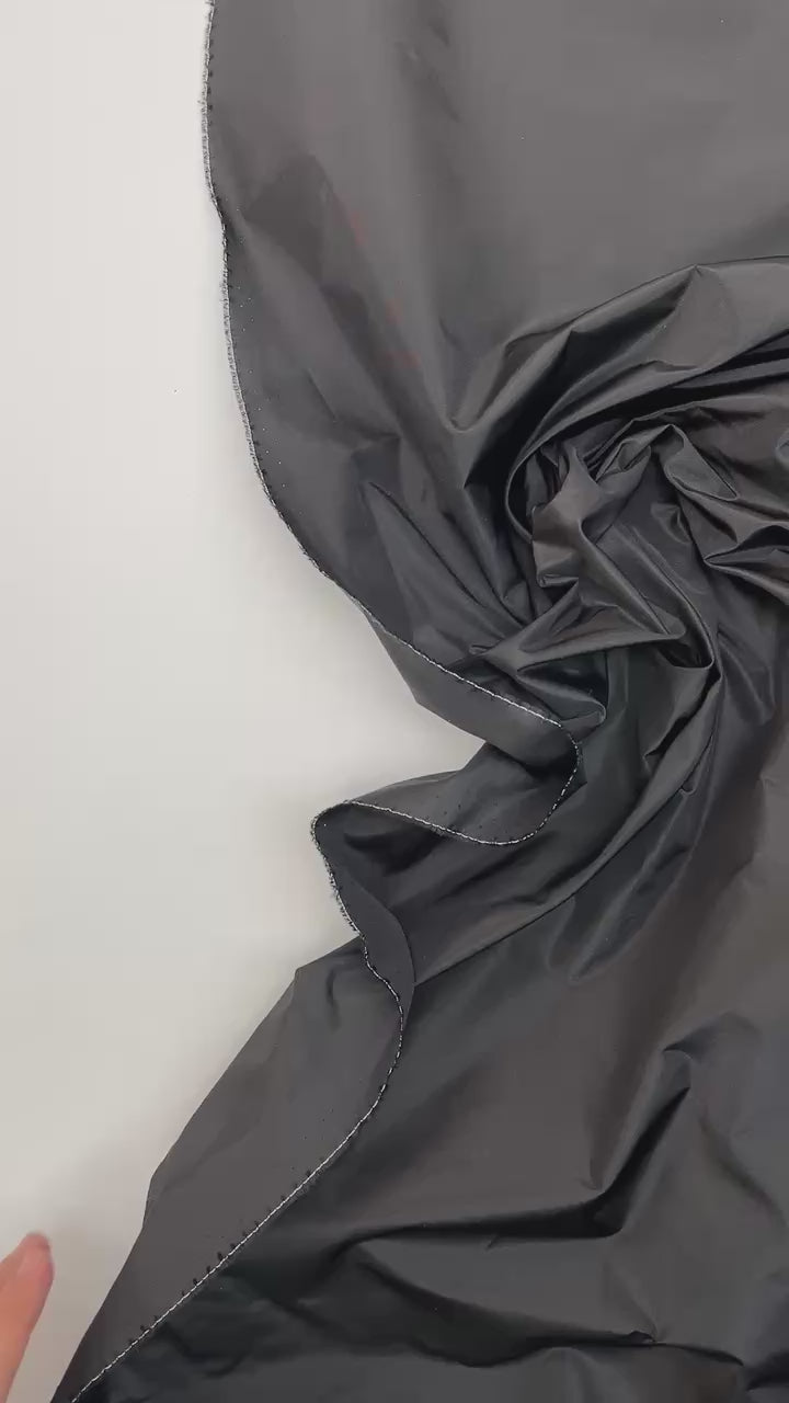 video 24996992-db00-4cc0-aab7-15402843e2d1