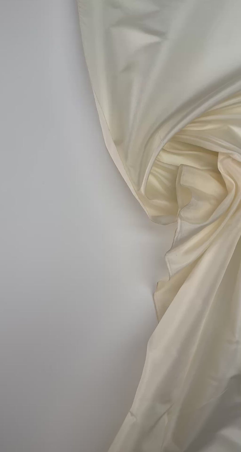 video c416856b-e2d7-4401-aa1e-5f619cd6a776