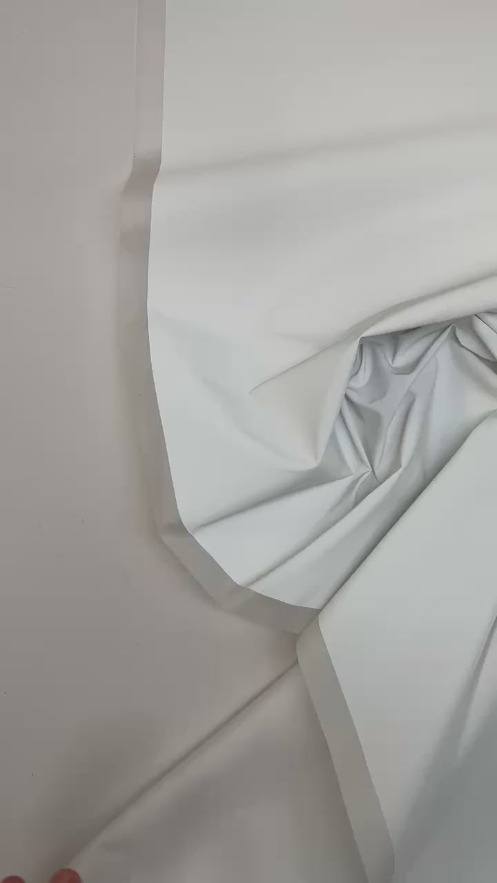 video 5b12cee6-d7a7-4043-8ab4-a7badfdb1322