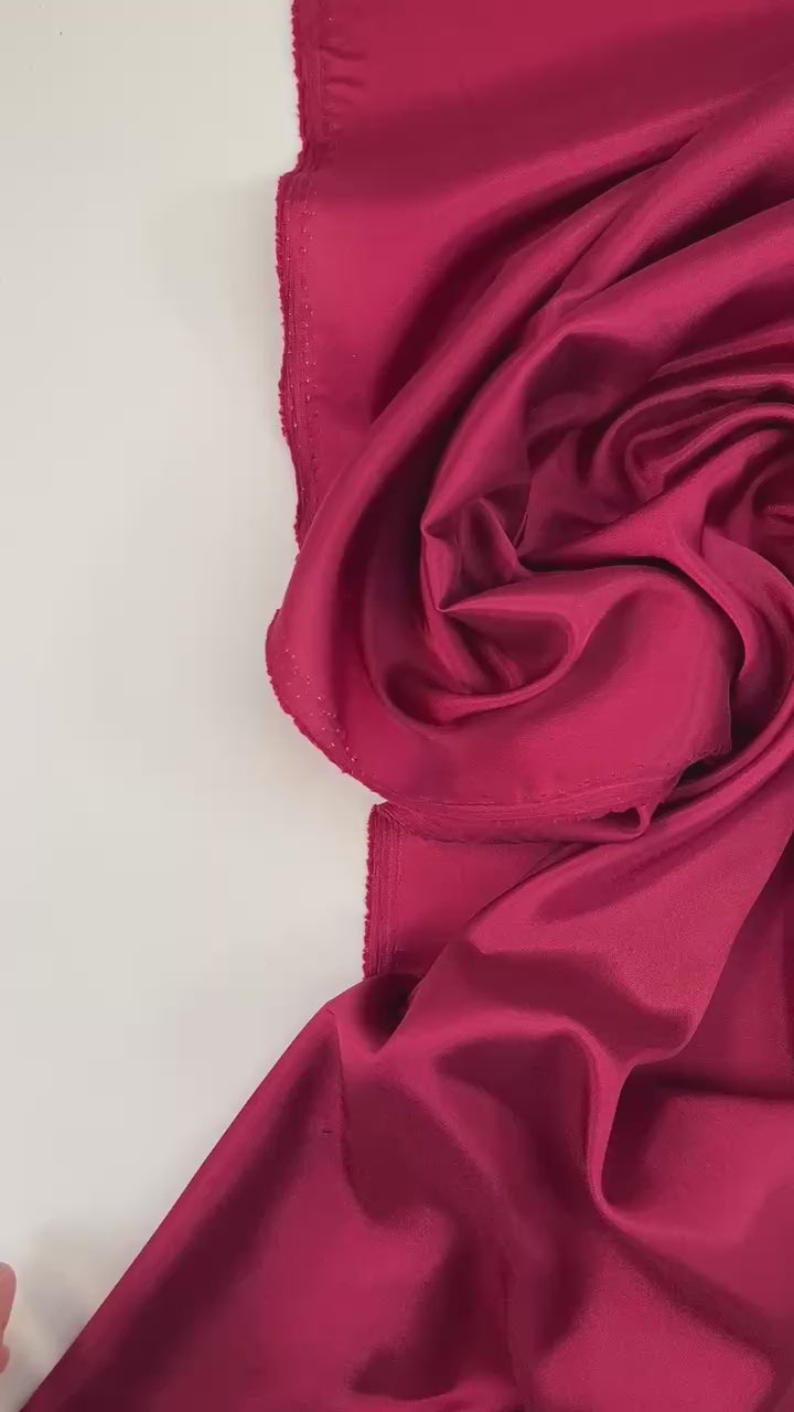 Load video: video bcce1fb0-c645-420f-b9e8-d308260cf0ad