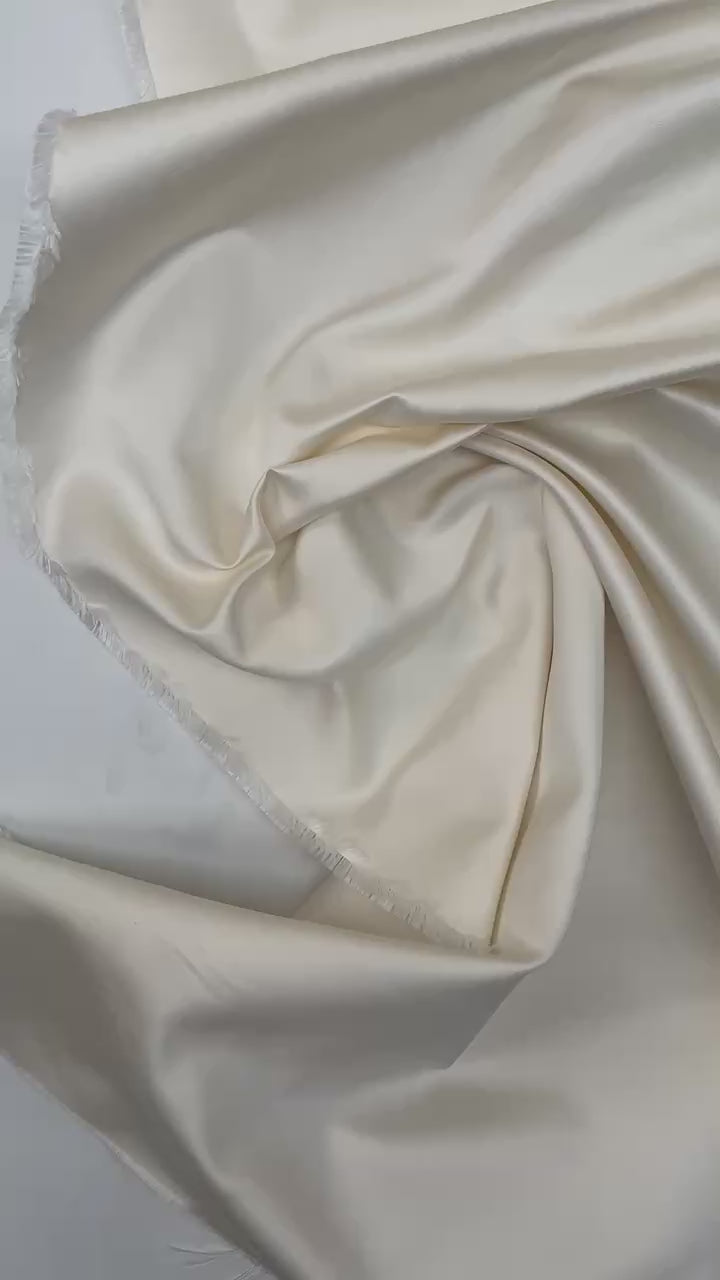 Video laden: video 98fdc04c-7b15-4611-8d6b-6b4155db9ce9