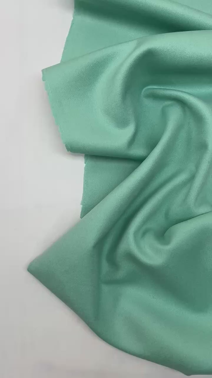 Charger la vidéo : video a31938e2-084c-4896-839a-2738e4db18b6