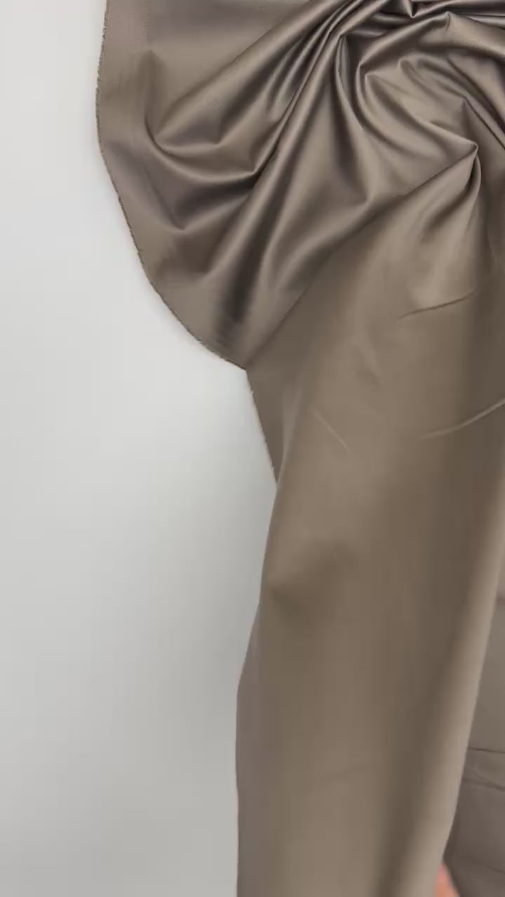 video 4a8911f9-d7d2-4cb9-b875-3732befc5ca0
