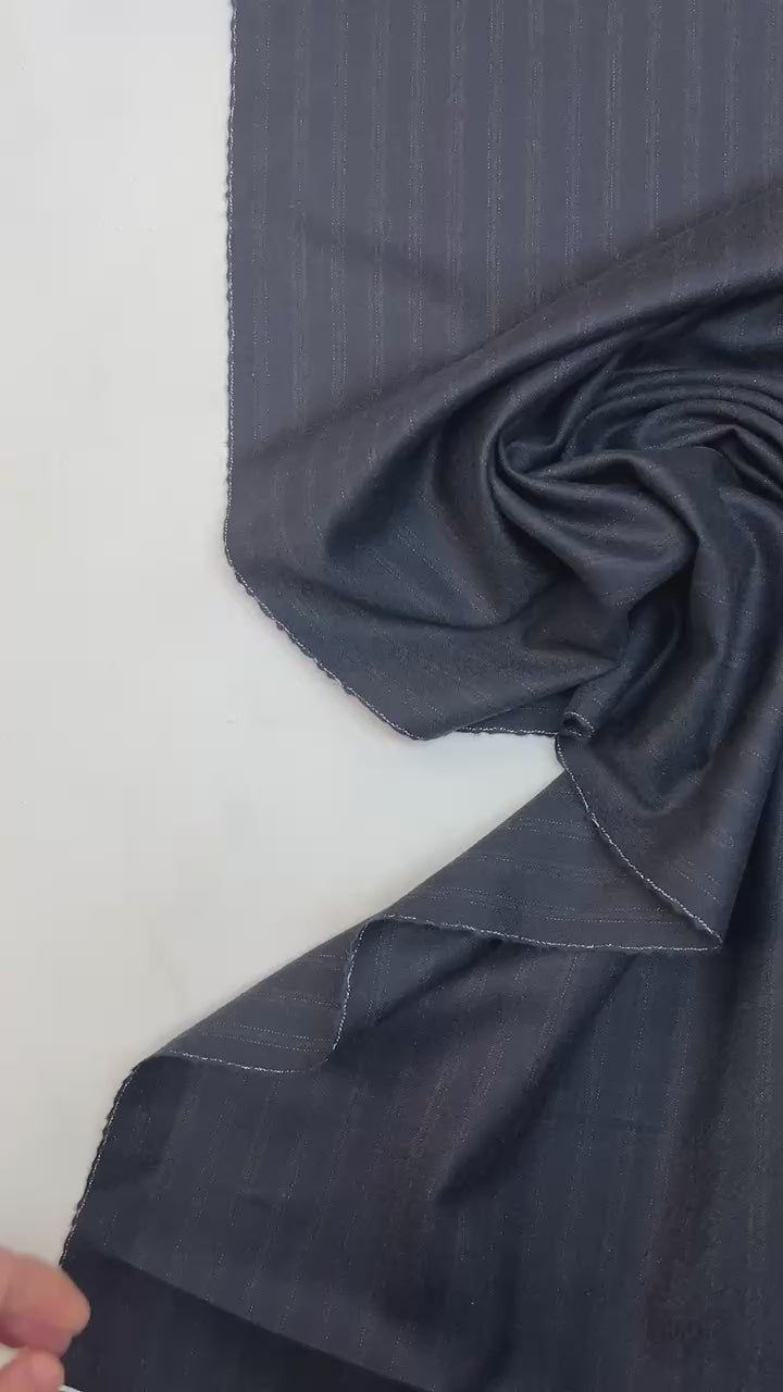 video 8f2b7c83-daed-43f1-b776-a000f7e15e77