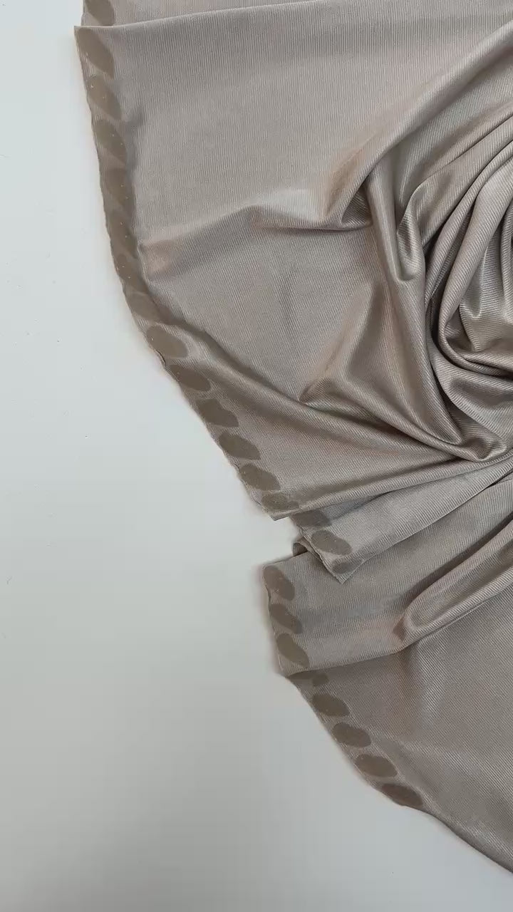 Загрузить видео: video c79cc4ed-54cb-4cb2-b643-60e3b62923dc