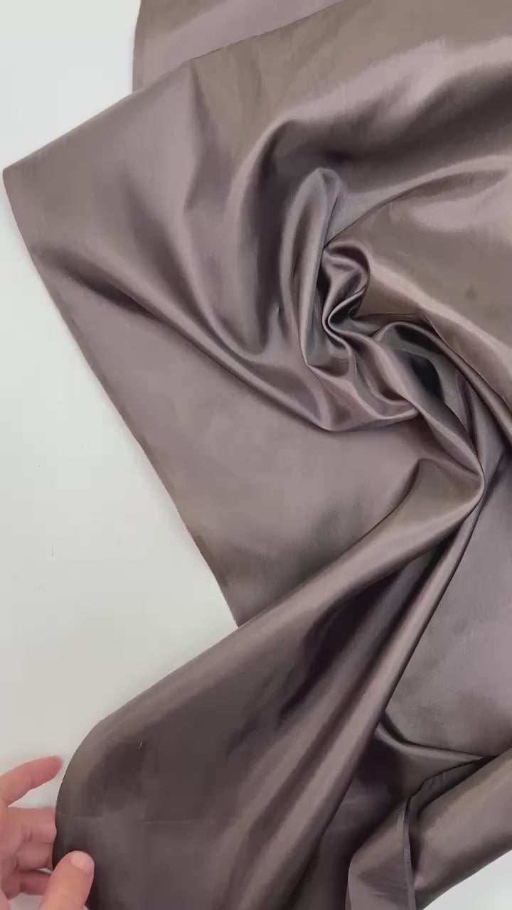 Charger la vidéo : video 34d26d36-bfda-4d22-8c2b-73c68bfea263